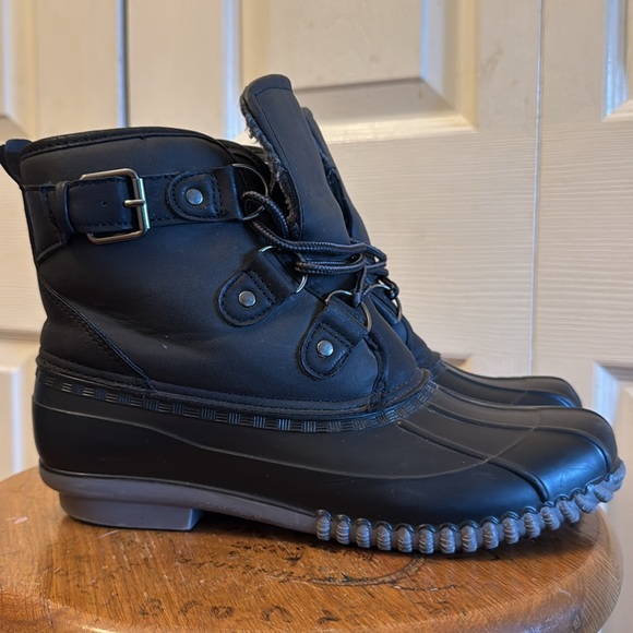 Women’s Winter Boots - Picture 12 of 12